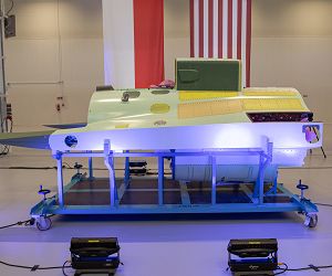 Zdjęcie - PZL Mielec świętuje ukończenie pierwszej struktury tylnej części kadłuba F-16 Block 70 72 (2).jpg
